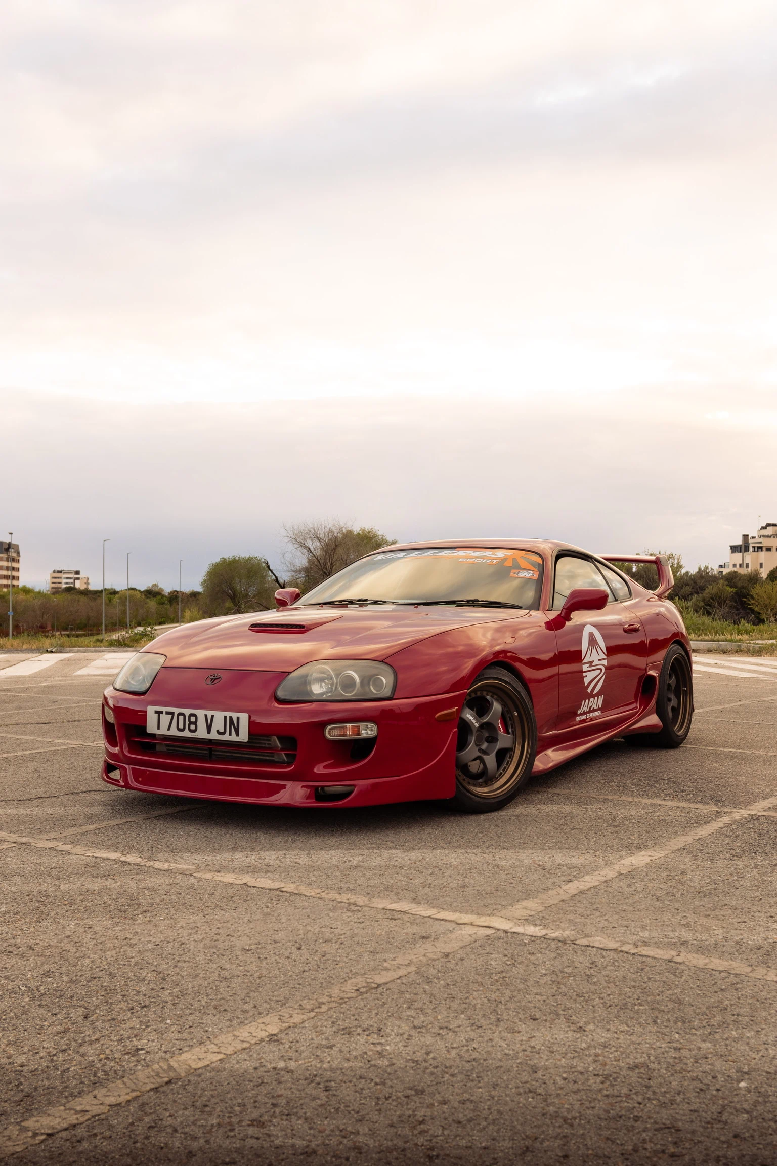 Toyota Supra A80 — fotografía 1
